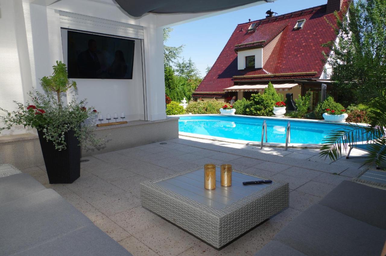 Gaestehaus Gaens - Ferienwohnung Schirgiswalde-Kirschau Extérieur photo